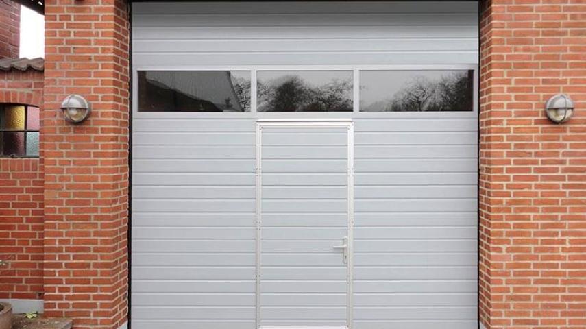 ворота с окнами в Нарткале